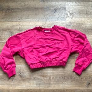 Cute pink cropped sweatshirt 🩷